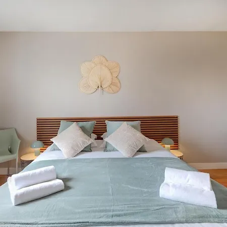 Apartment Petit Louis- Maison De Charme Avec Jardin, Garage Tours